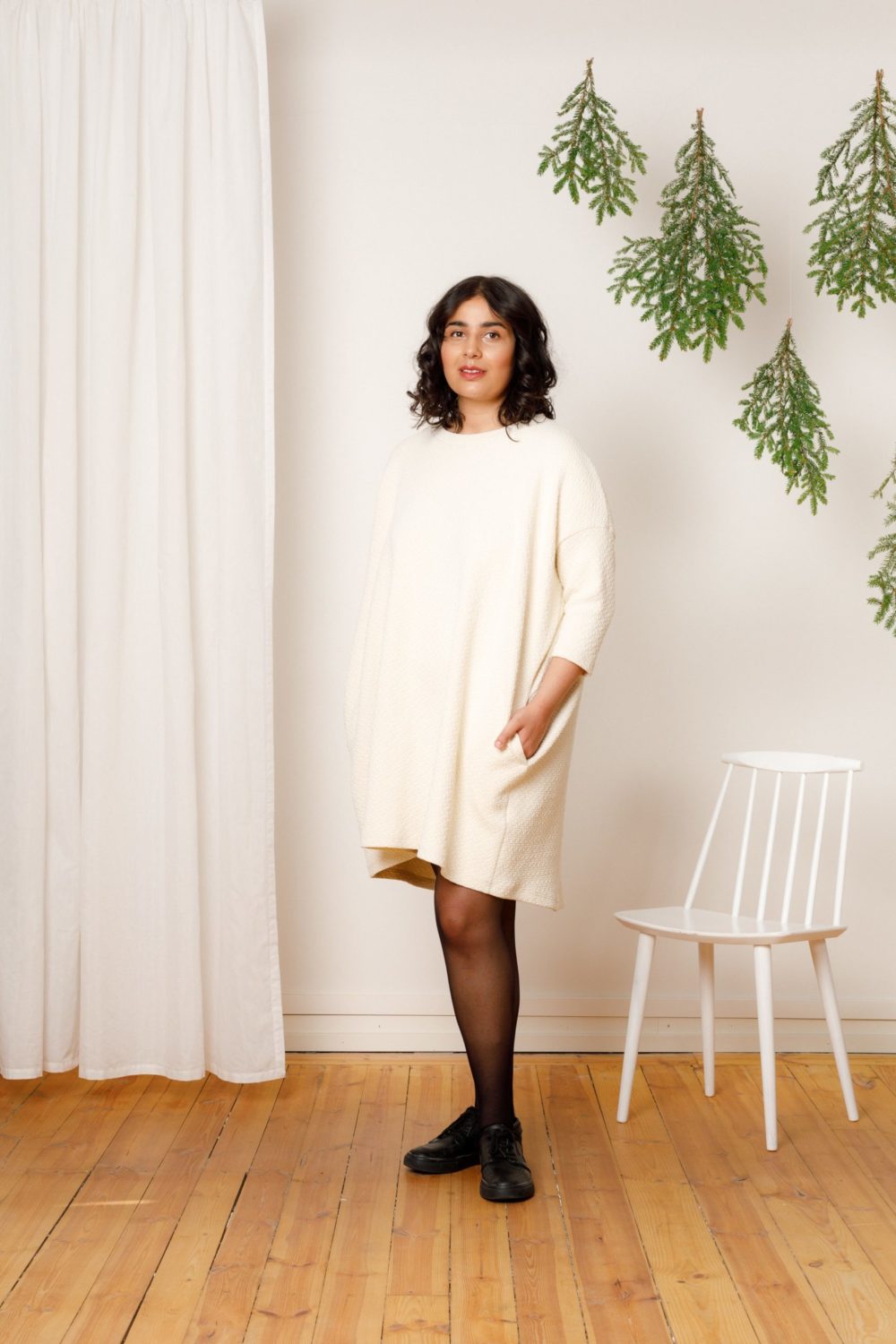 PIILO oversizemekko, vanilja – Nouki Nouki PIILO Oversize mekko, musta | Hameet ja mekot | Kure