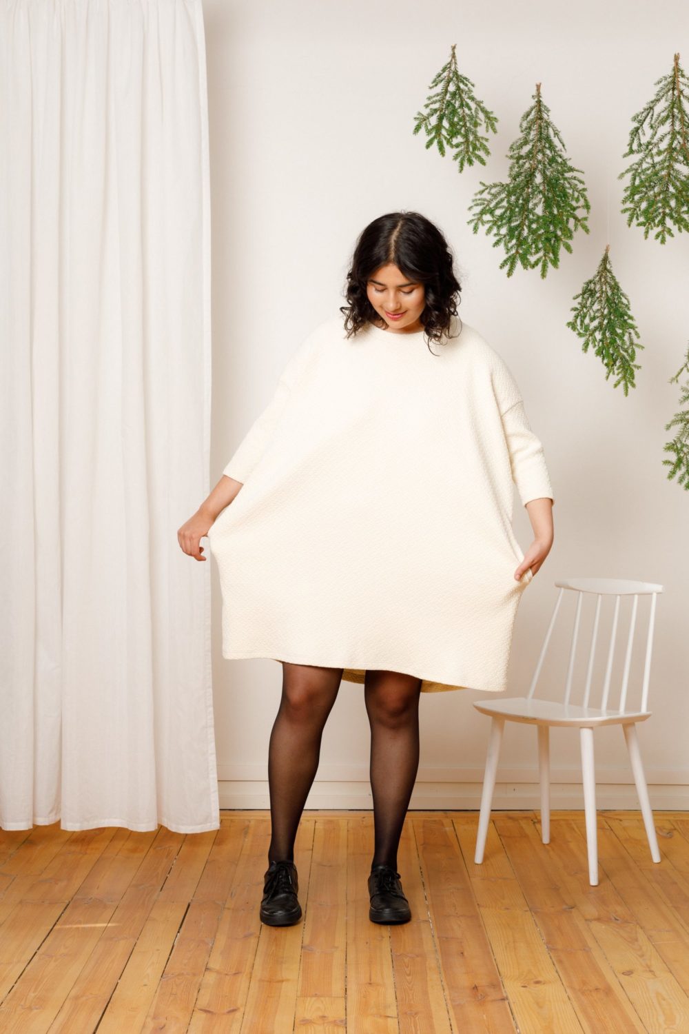 PIILO oversizemekko, vanilja – Nouki Nouki PIILO Oversize mekko, musta | Hameet ja mekot | Kure
