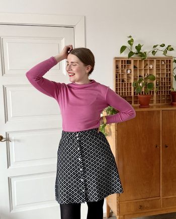 APILA nepparihame, mustavalkoinen