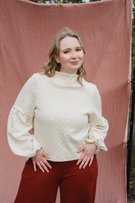 PRE SALE: TALVIKKI puuvillapaita, Apila vanilja - Image 2