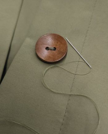 Irronneen napin ompelu