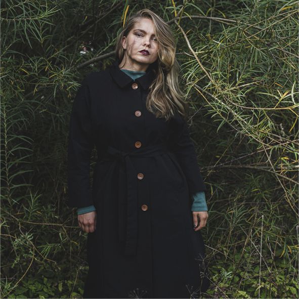 Nosto takit usva trenssi musta