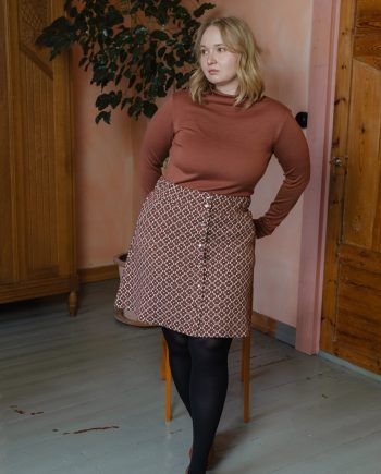 APILA nepparihame, ruskeavalkoinen